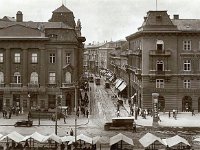 Trg bana Jelačića 1930. godine, južna strana s ulicom J.J.Strossmayera (danas Praška)